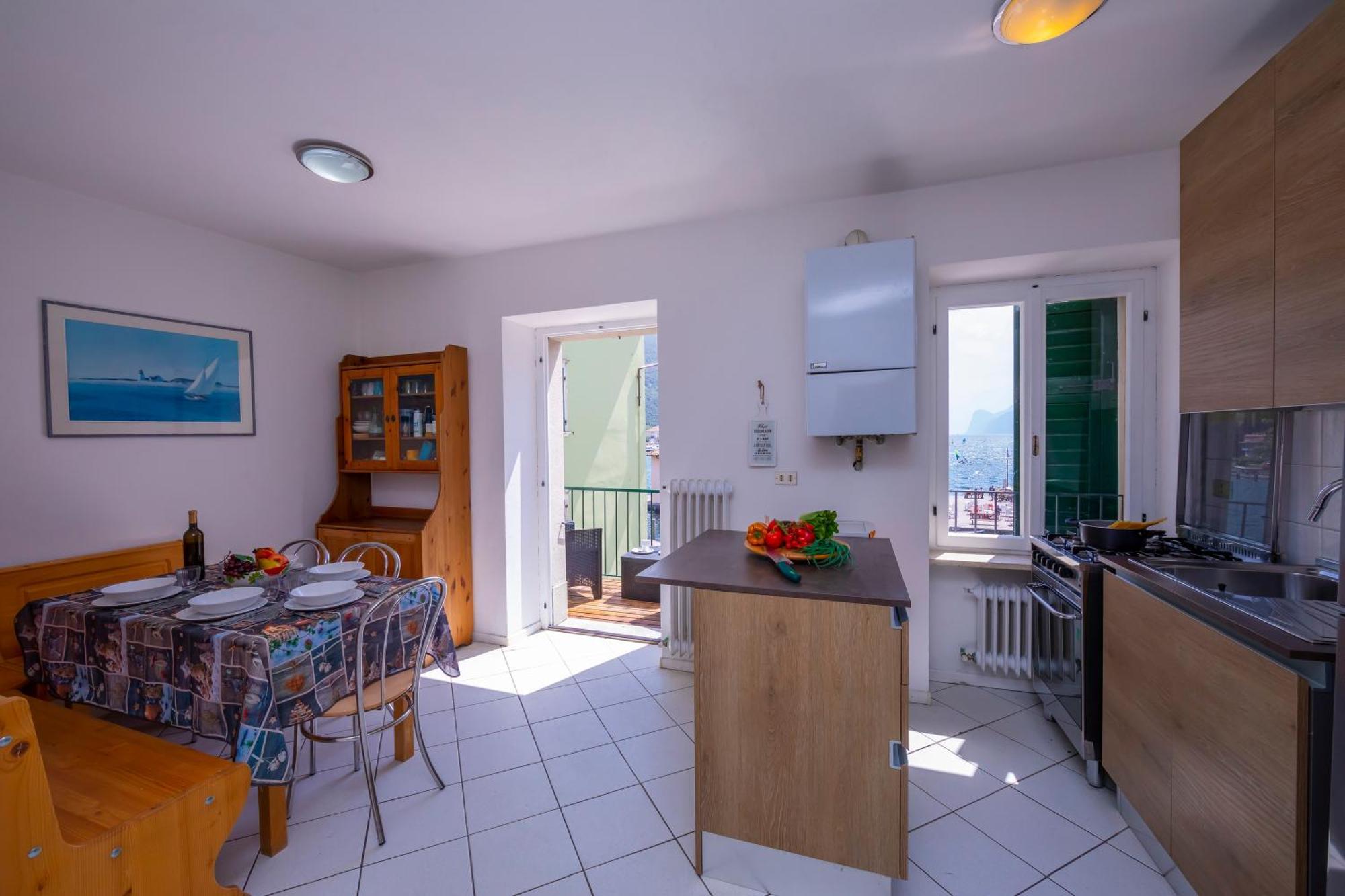 Dogana Best Lake View - Happy Rentals Torbole Sul Garda Dış mekan fotoğraf
